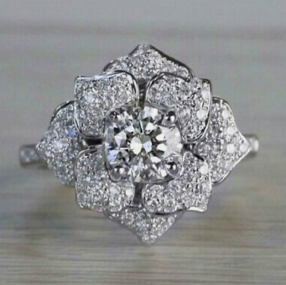 New size 8 cz silver flower ring